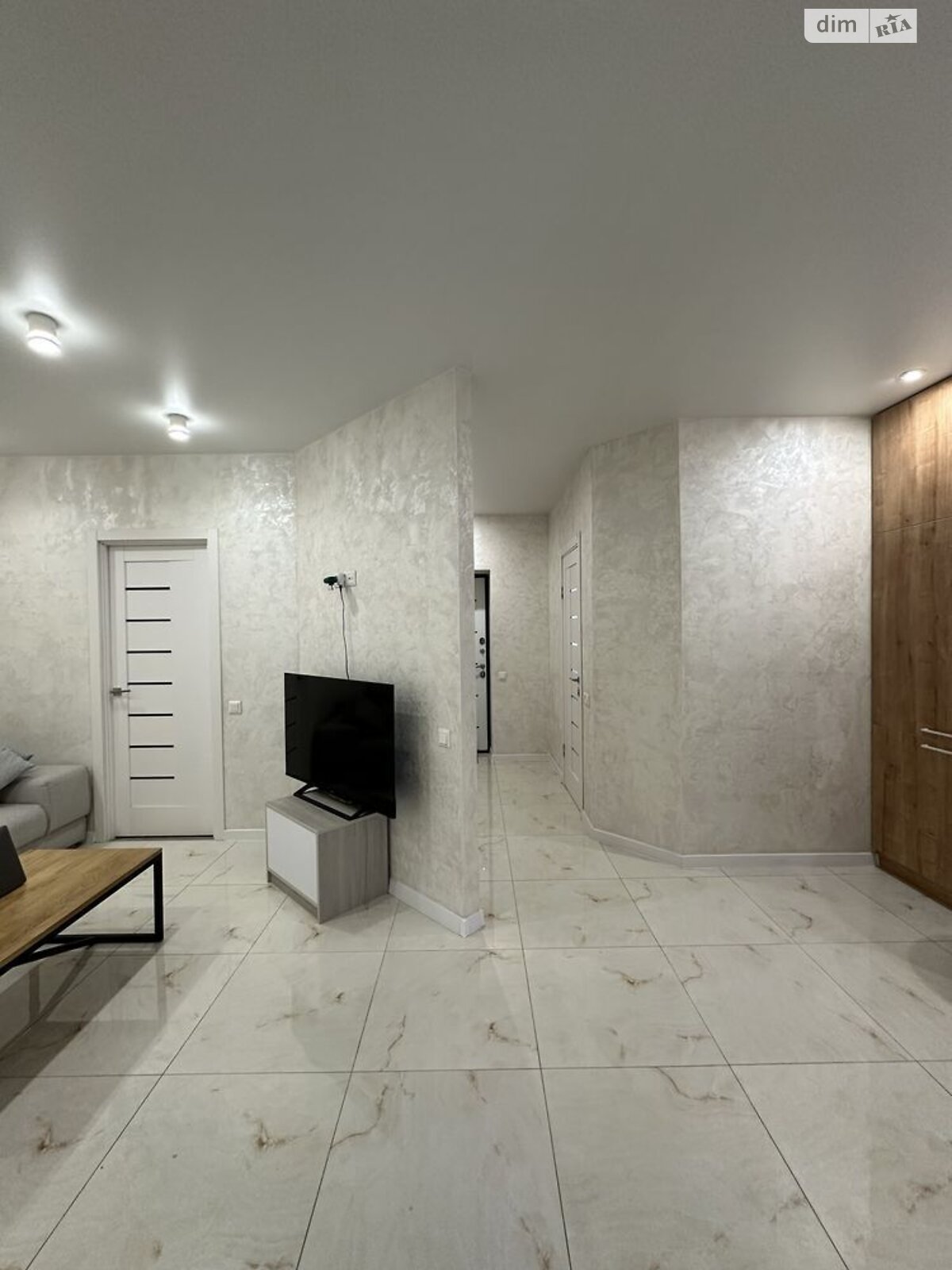 Продажа трехкомнатной квартиры в Днепре, на ул. Набережная Победы 44Л, район Мандрыкивка фото 1