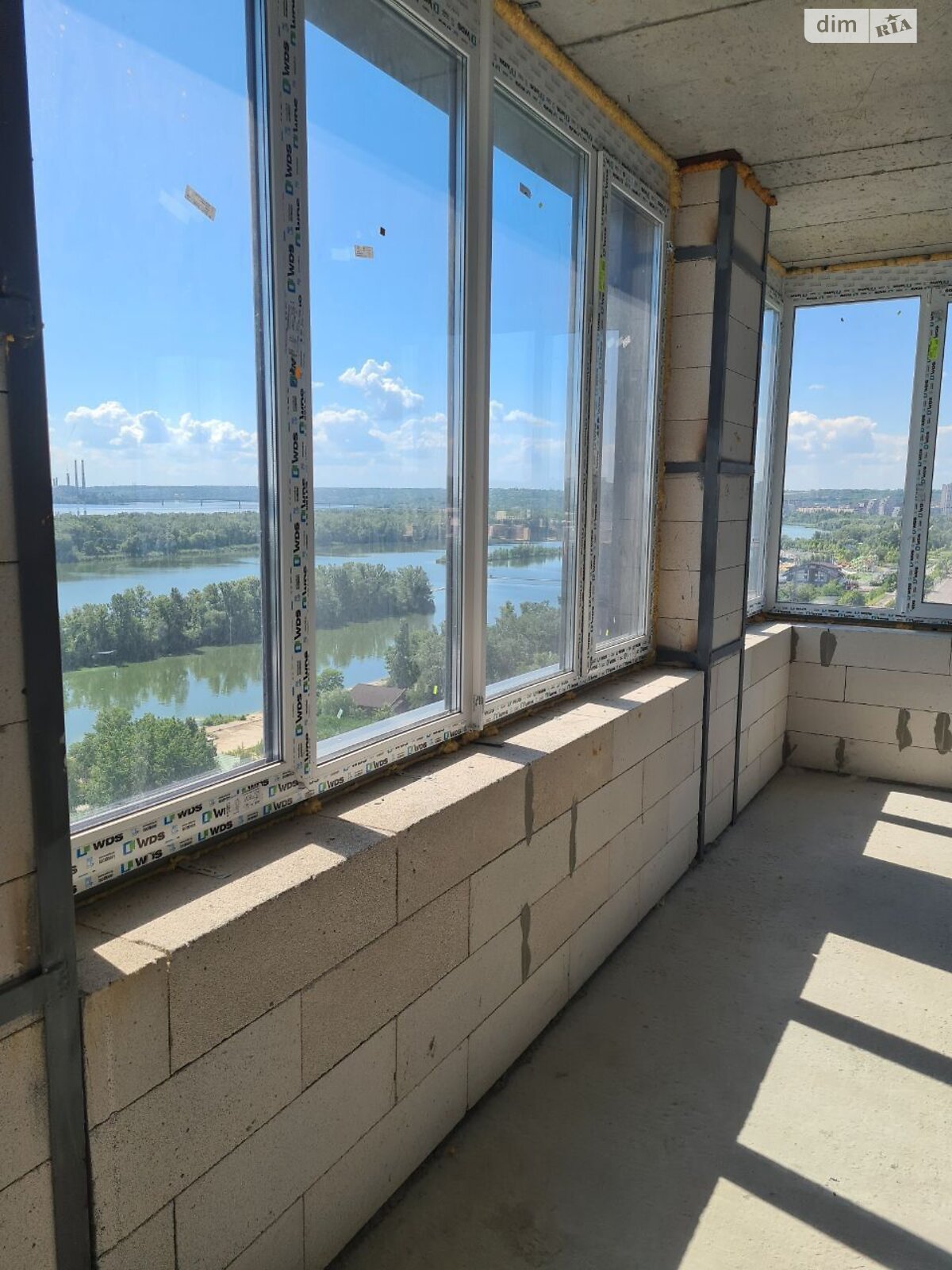 Продажа однокомнатной квартиры в Днепре, на ул. Набережная Победы 40Д, район Мандрыкивка фото 1 Продажа однокомнатной квартиры в Днепре, на ул. Набережная Победы 40Д, район Мандрыкивка фото 1