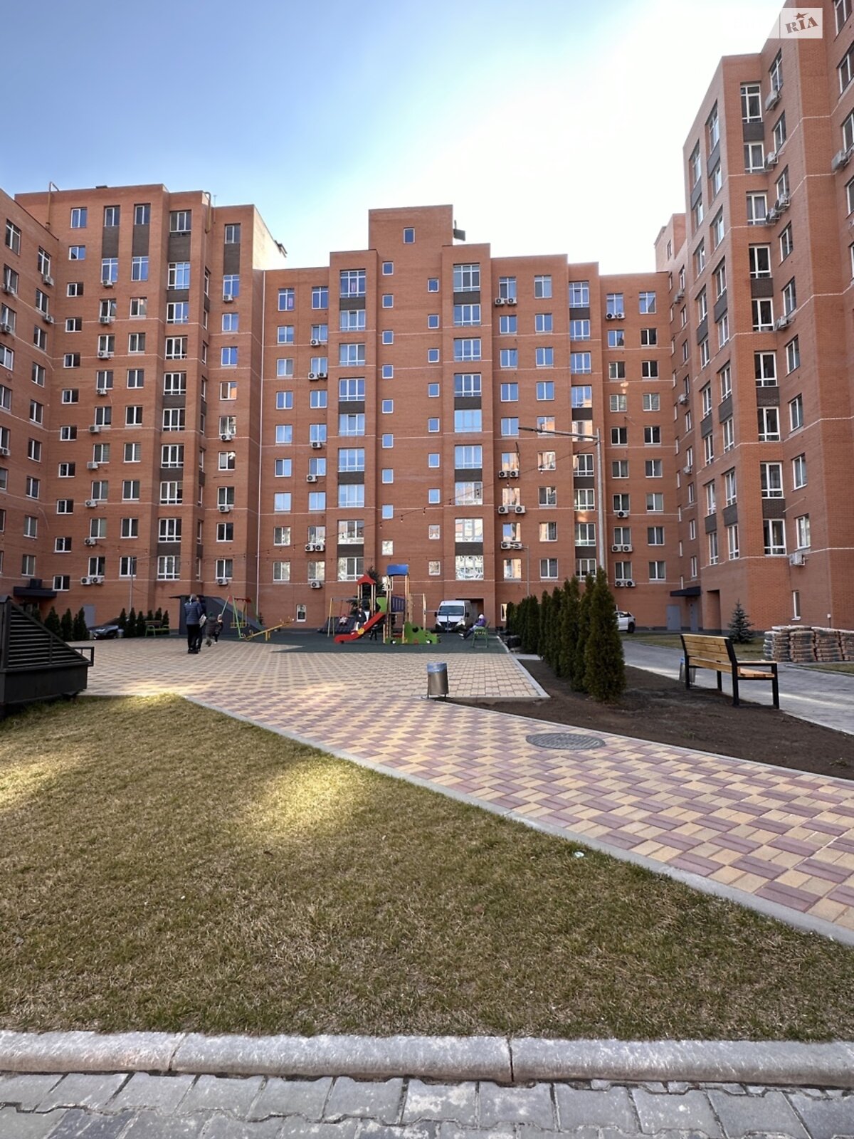 Продаж трикімнатної квартири в Дніпрі, на просп. Миру 2К, фото 1 Продаж трикімнатної квартири в Дніпрі, на просп. Миру 2К, фото 1