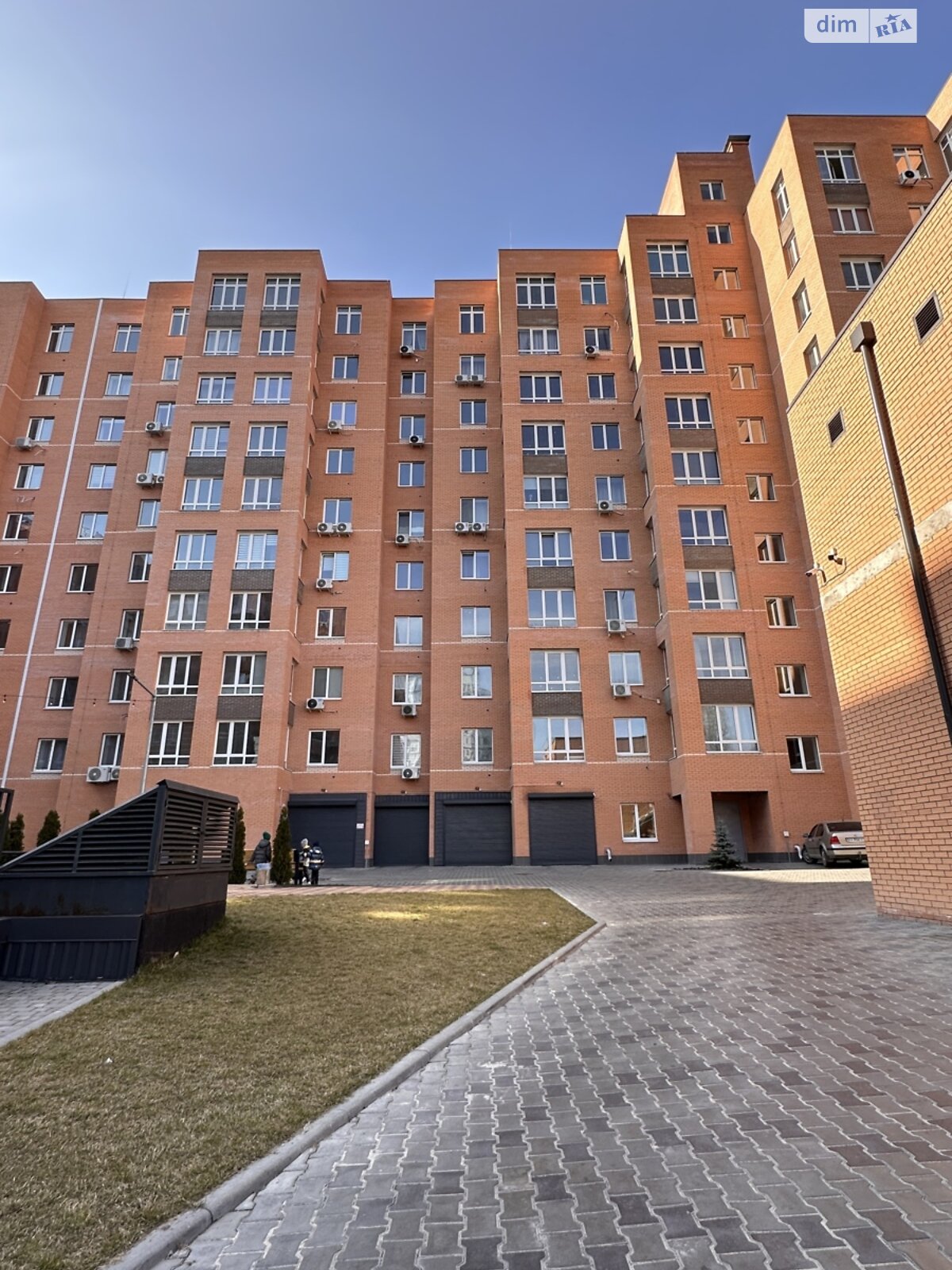 Продаж трикімнатної квартири в Дніпрі, на просп. Миру 2К, фото 1 Продаж трикімнатної квартири в Дніпрі, на просп. Миру 2К, фото 1