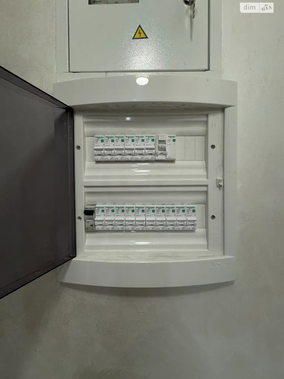 Продаж однокімнатної квартири в Дніпрі, на вул. Мудрого Ярослава князя 8, район Набережна фото 1