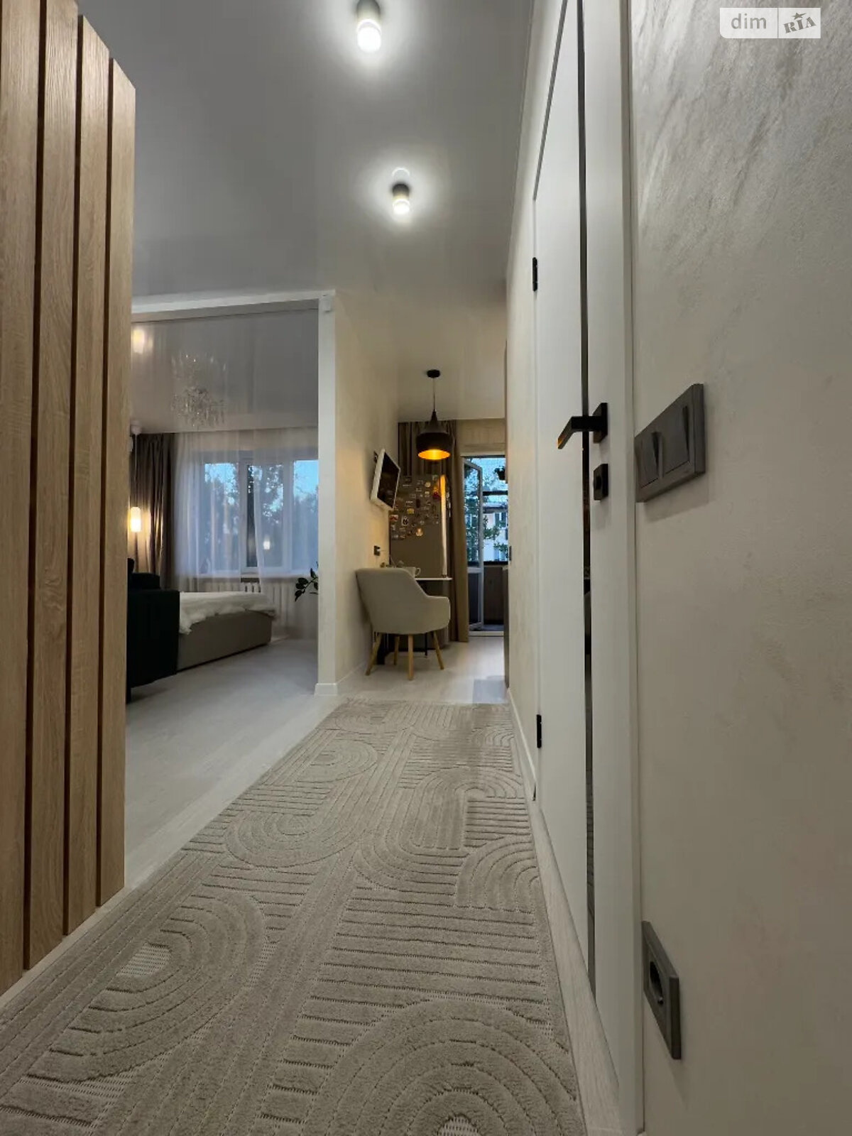 Продаж однокімнатної квартири в Дніпрі, на вул. Мудрого Ярослава князя 8, район Набережна фото 1