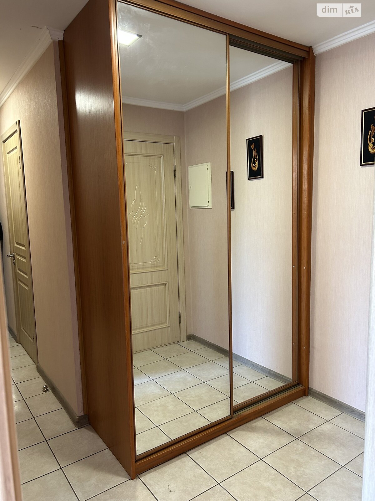 Продажа трехкомнатной квартиры в Днепре, на ул. Сичеславская Набережная 13, район Набережная фото 1 Продажа трехкомнатной квартиры в Днепре, на ул. Сичеславская Набережная 13, район Набережная фото 1