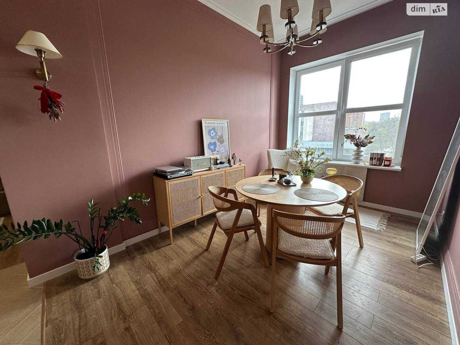 Продажа двухкомнатной квартиры в Днепре, на просп. Яворницкого Дмитрия 72Б, район Набережная фото 1 Продажа двухкомнатной квартиры в Днепре, на просп. Яворницкого Дмитрия 72Б, район Набережная фото 1