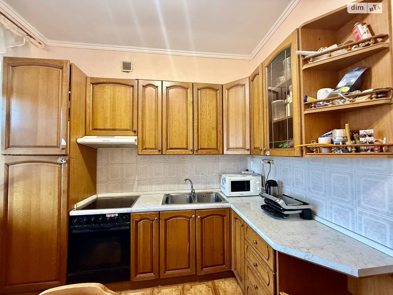 Продажа трехкомнатной квартиры в Днепре, на просп. Яворницкого Дмитрия, район Набережная фото 1