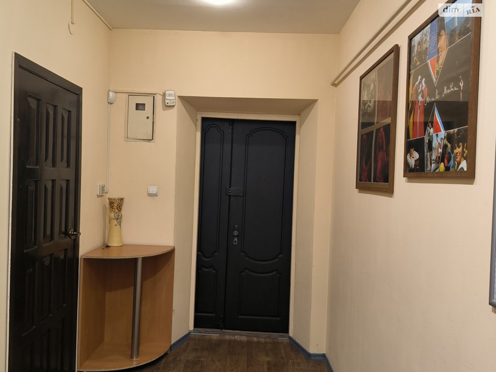 Продаж трикімнатної квартири в Дніпрі, на вул. Паторжинського 13, район Соборний фото 1 Продаж трикімнатної квартири в Дніпрі, на вул. Паторжинського 13, район Соборний фото 1