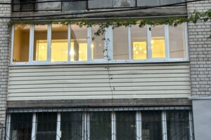 Продажа однокомнатной квартиры в Днепре, на ул. Героев Крут 14, район Нагорный фото 2