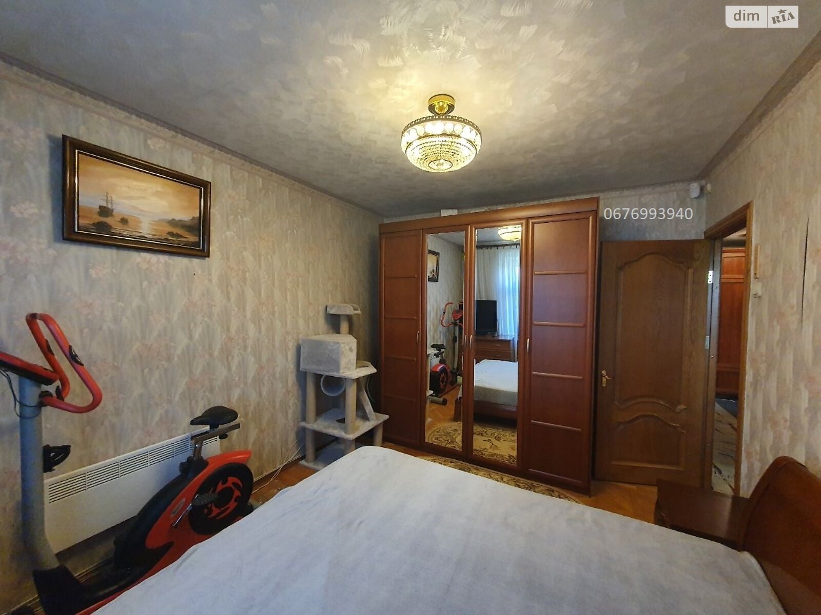 Продажа трехкомнатной квартиры в Днепре, на ул. Паторжинского, фото 1 Продажа трехкомнатной квартиры в Днепре, на ул. Паторжинского, фото 1