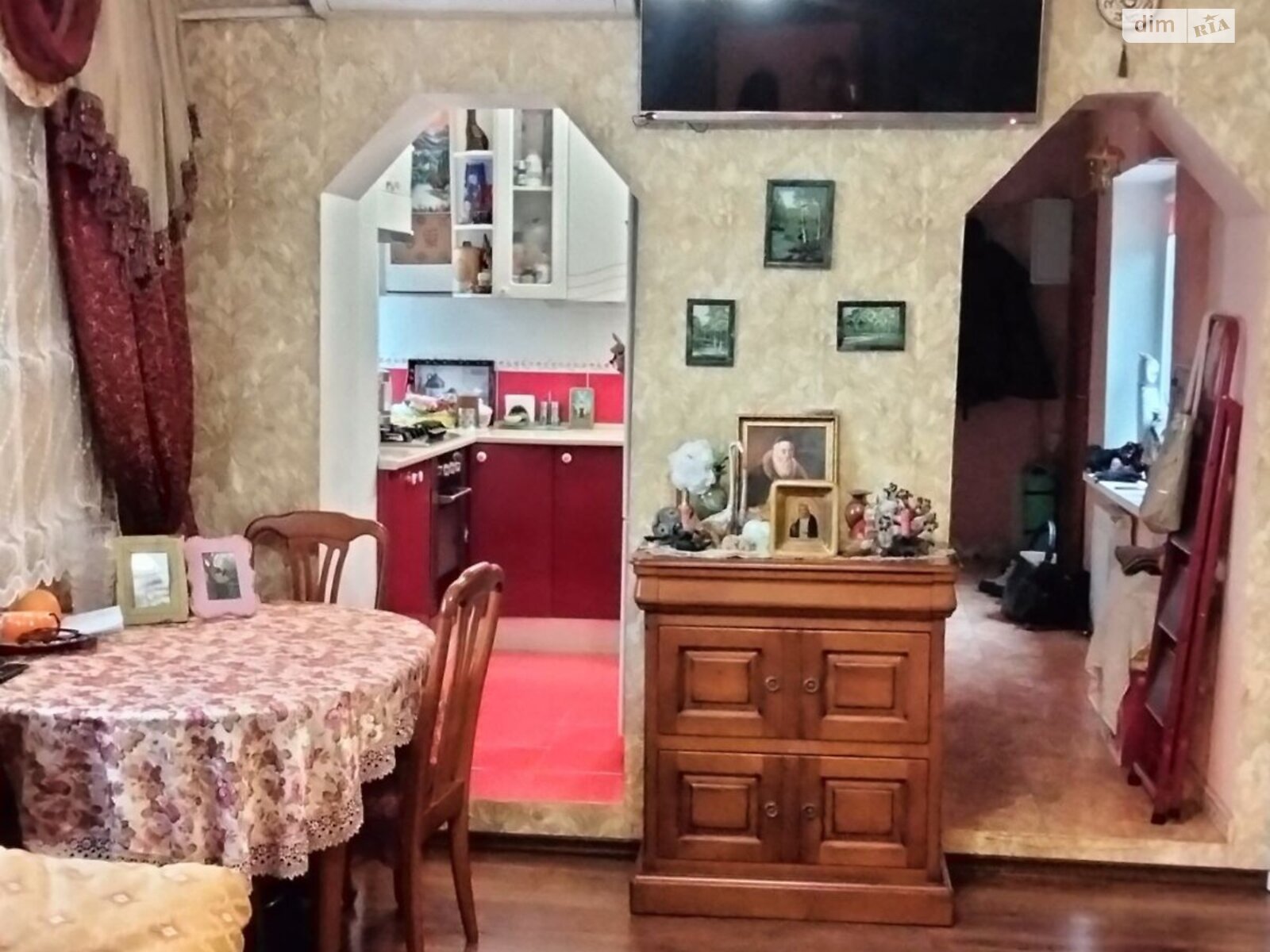 Продажа трехкомнатной квартиры в Днепре, на ул. Исполкомовская, район Нагорный фото 1