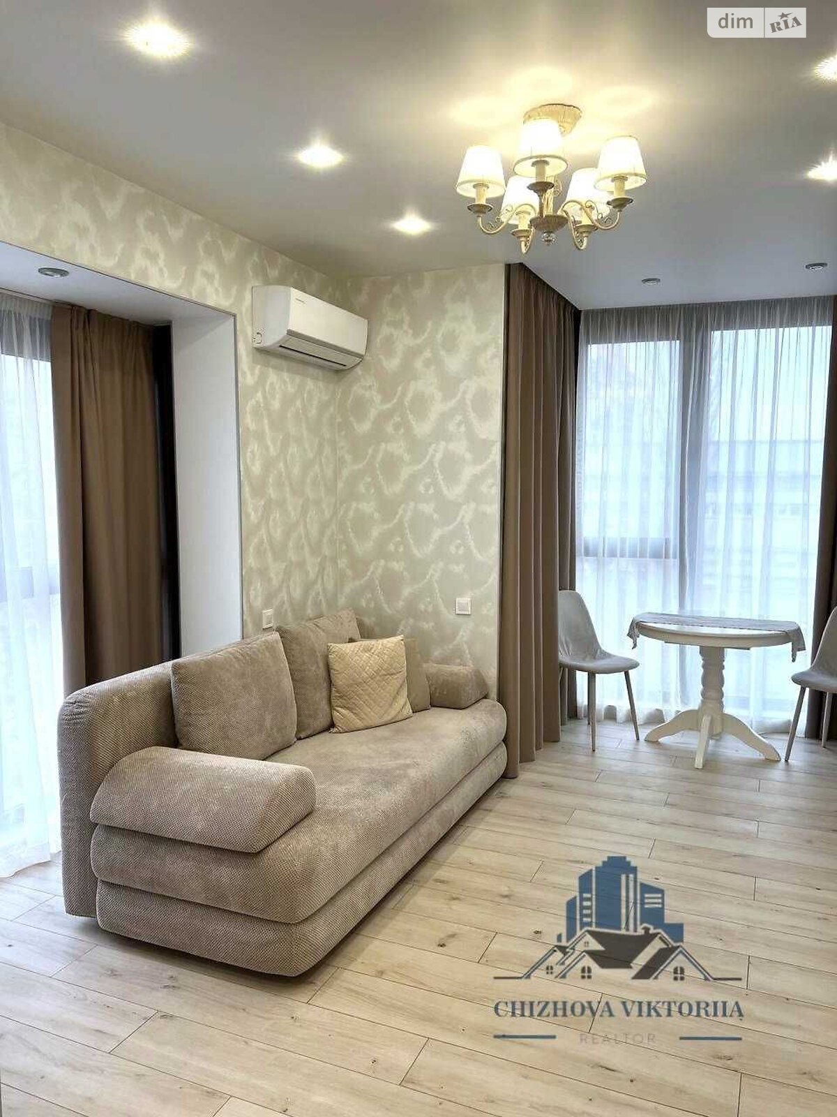 Продажа двухкомнатной квартиры в Днепре, на ул. Архитектора Олега Петрова 20, район Нагорный фото 1 Продажа двухкомнатной квартиры в Днепре, на ул. Архитектора Олега Петрова 20, район Нагорный фото 1