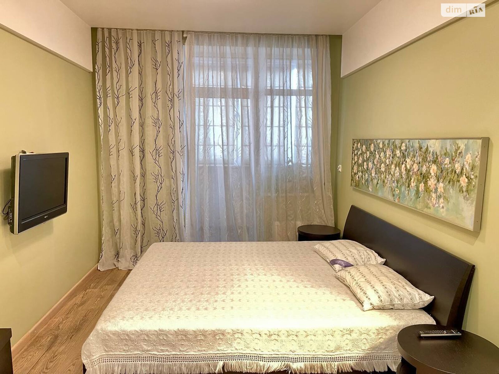 Продаж трикімнатної квартири в Дніпрі, на вул. Бригадна 11, район Нагорний фото 1 Продаж трикімнатної квартири в Дніпрі, на вул. Бригадна 11, район Нагорний фото 1