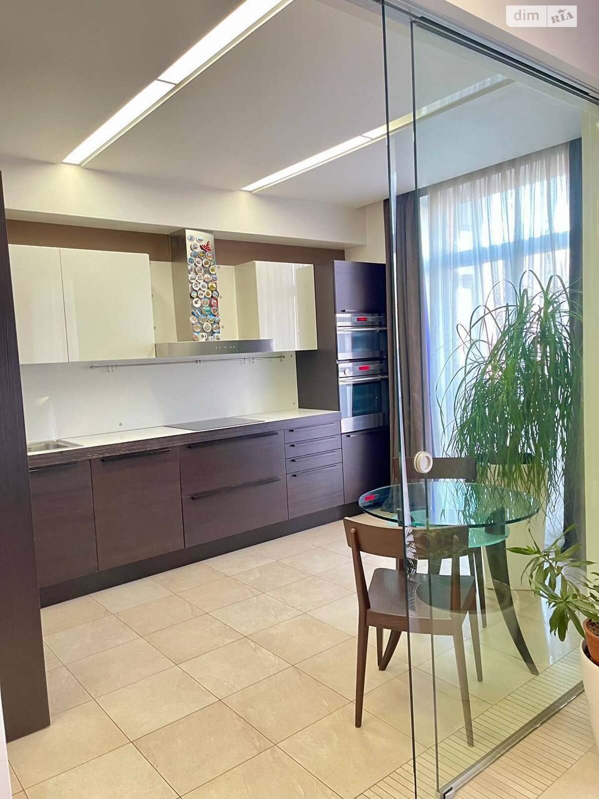 Продаж трикімнатної квартири в Дніпрі, на вул. Бригадна 11, район Нагорний фото 1 Продаж трикімнатної квартири в Дніпрі, на вул. Бригадна 11, район Нагорний фото 1
