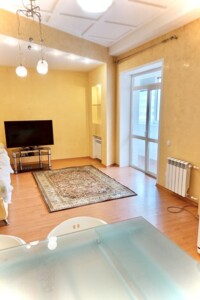 Продаж чотирикімнатної квартири в Дніпрі, на вул. Чекмарьова Академіка 2, район Нагорний фото 2