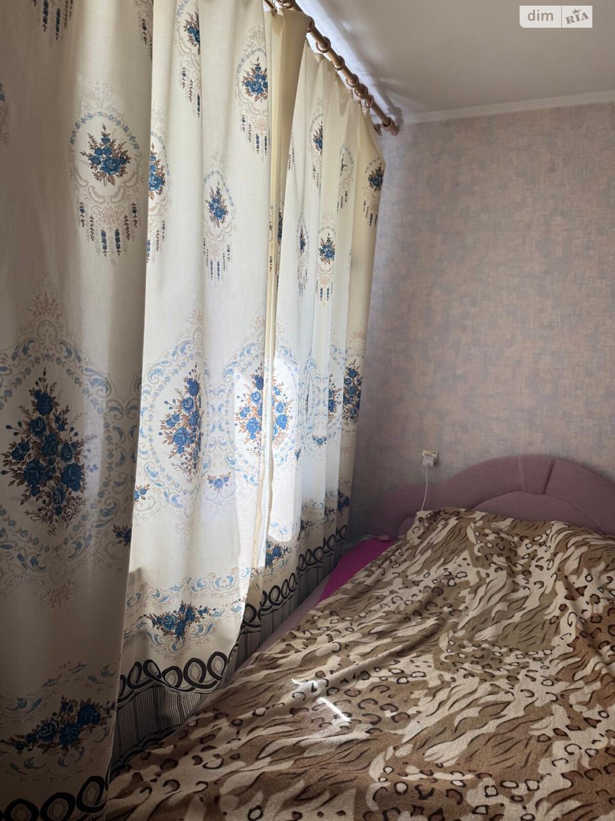 Продаж трикімнатної квартири в Дніпрі, на вул. Героїв Крут, район Нагорний фото 1 Продаж трикімнатної квартири в Дніпрі, на вул. Героїв Крут, район Нагорний фото 1