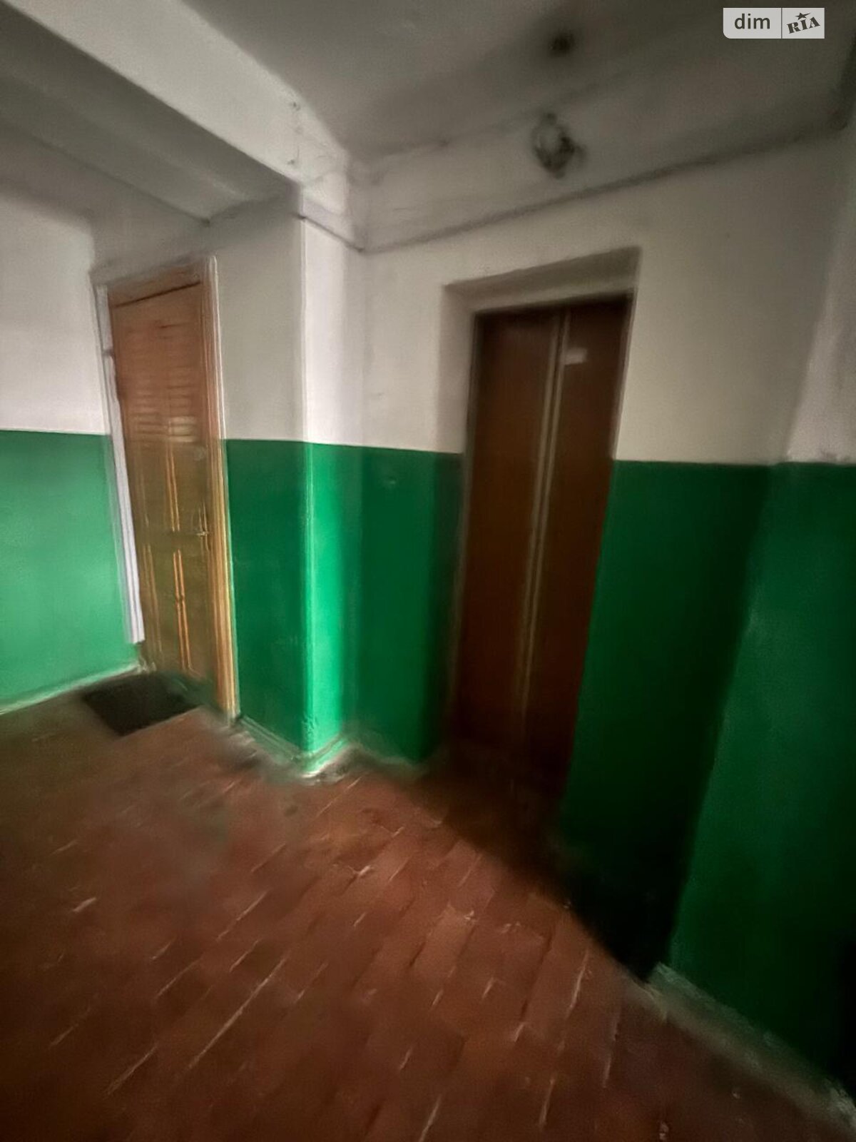 Продаж трикімнатної квартири в Дніпрі, на вул. Героїв Крут, район Нагорний фото 1 Продаж трикімнатної квартири в Дніпрі, на вул. Героїв Крут, район Нагорний фото 1