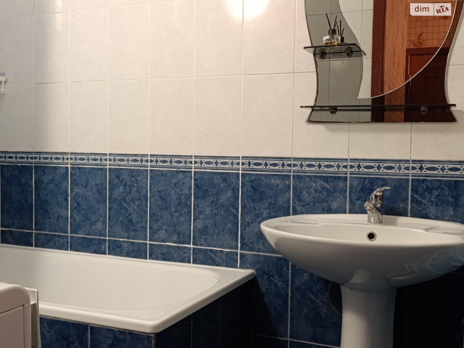 Продажа однокомнатной квартиры в Днепре, на ул. Героев Крут 12, район Нагорный фото 1