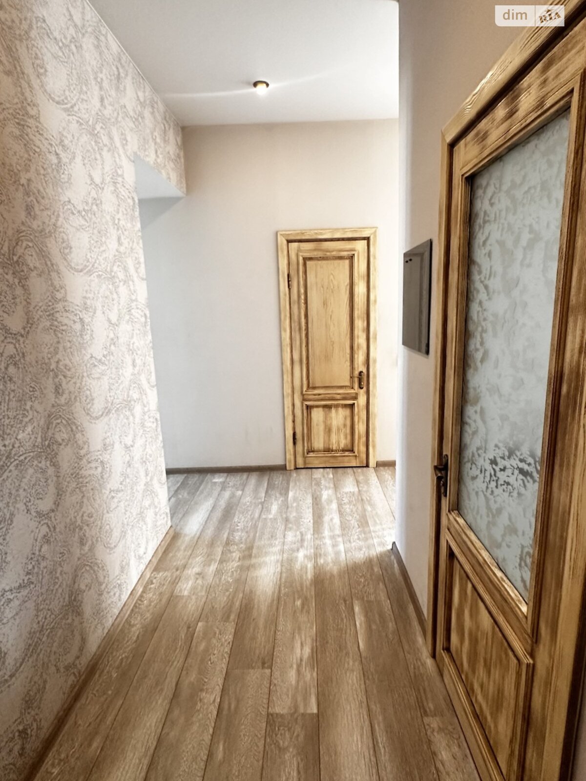 Продажа двухкомнатной квартиры в Днепре, на ул. Героев Крут 1, район Нагорный фото 1