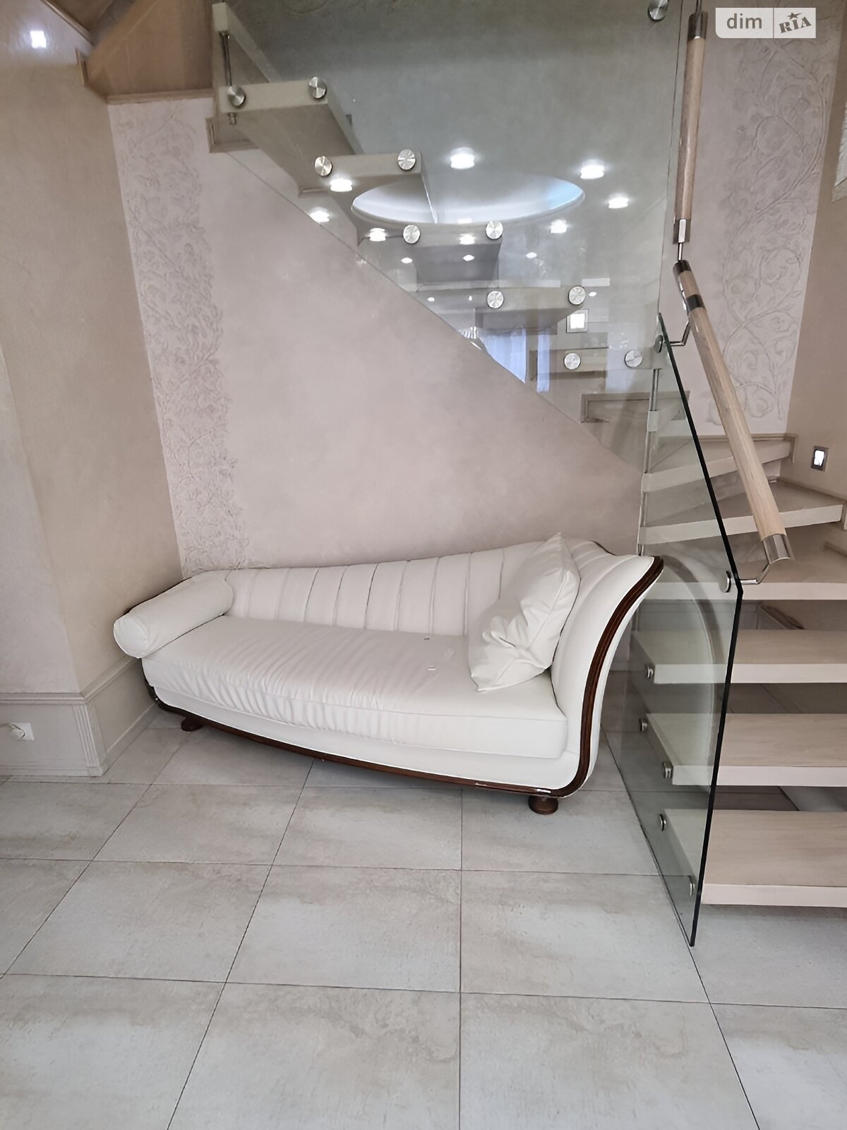 Продаж чотирикімнатної квартири в Дніпрі, на вул. Гоголя 20Б, район Нагорний фото 1 Продаж чотирикімнатної квартири в Дніпрі, на вул. Гоголя 20Б, район Нагорний фото 1
