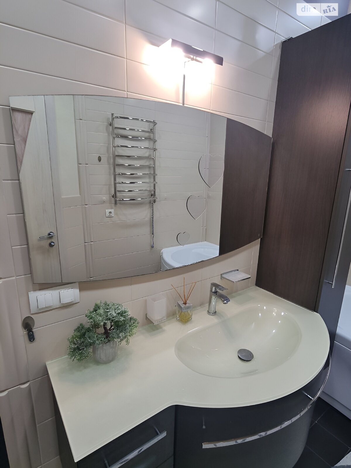Продаж чотирикімнатної квартири в Дніпрі, на вул. Гоголя 20Б, район Нагорний фото 1 Продаж чотирикімнатної квартири в Дніпрі, на вул. Гоголя 20Б, район Нагорний фото 1