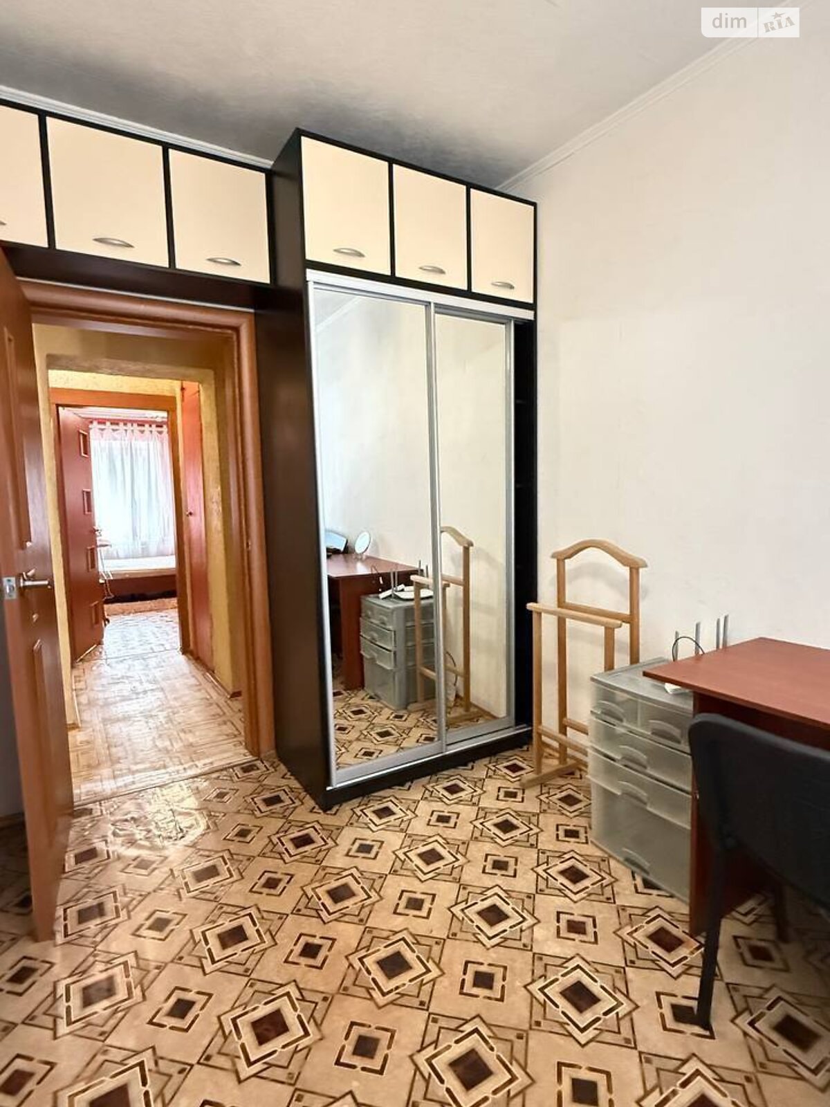 Продаж трикімнатної квартири в Дніпрі, на вул. Гоголя 19, район Нагорний фото 1