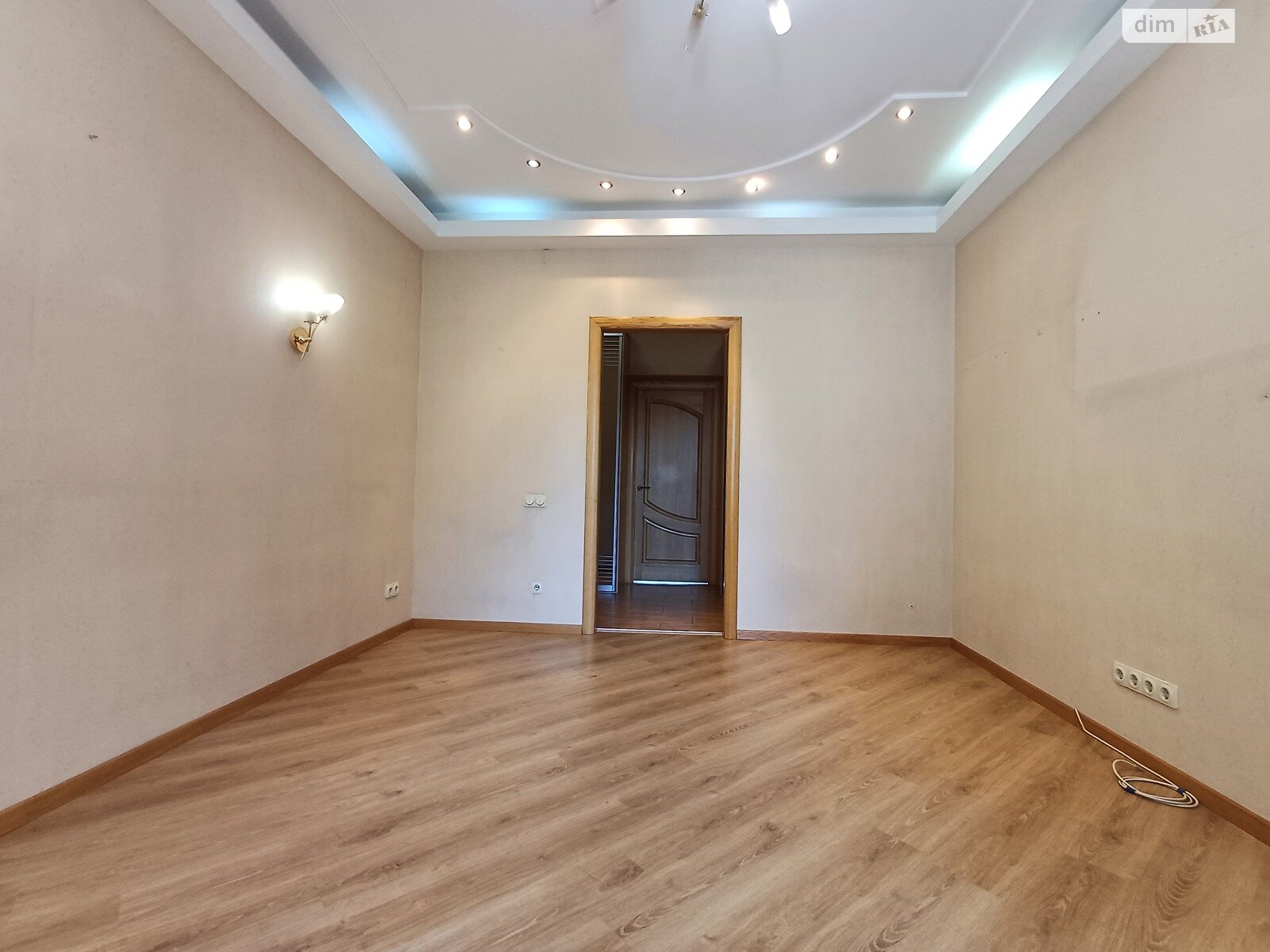 Продаж двокімнатної квартири в Дніпрі, на вул. Гоголя 1, район Нагорний фото 1