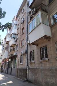Продажа двухкомнатной квартиры в Днепре, на ул. Гончара Олеся 15/17, район Нагорный фото 2