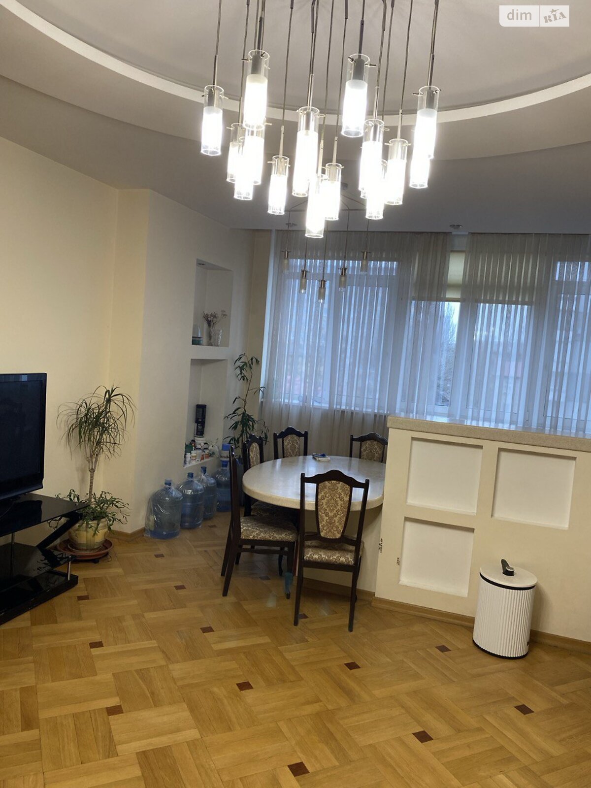 Продажа трехкомнатной квартиры в Днепре, на ул. Левка Лукьяненко, район Нагорный фото 1 Продажа трехкомнатной квартиры в Днепре, на ул. Левка Лукьяненко, район Нагорный фото 1