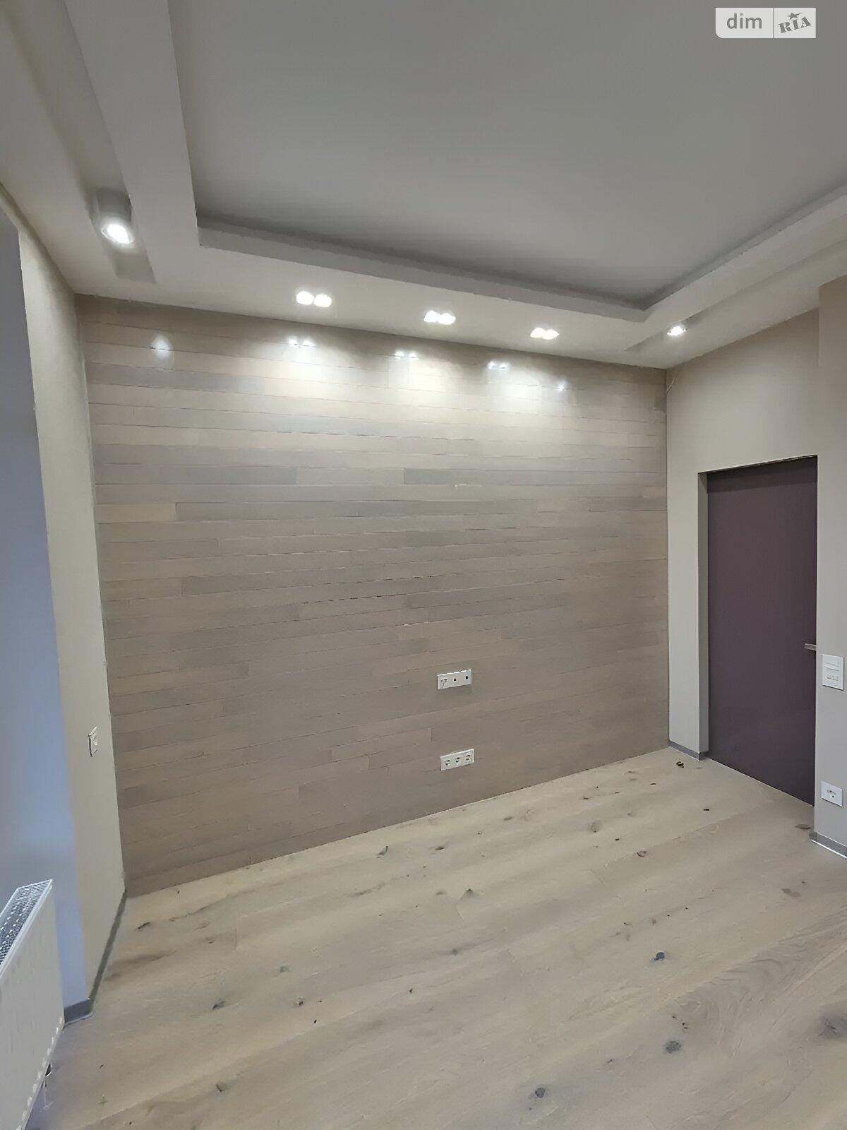 Продажа четырехкомнатной квартиры в Днепре, на ул. Моссаковского Владимира 3 корпус 2, район Нагорный фото 1 Продажа четырехкомнатной квартиры в Днепре, на ул. Моссаковского Владимира 3 корпус 2, район Нагорный фото 1