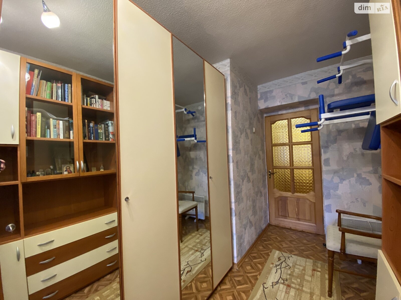 Продажа трехкомнатной квартиры в Днепре, на ул. Моссаковского Владимира 3, район Нагорный фото 1 Продажа трехкомнатной квартиры в Днепре, на ул. Моссаковского Владимира 3, район Нагорный фото 1