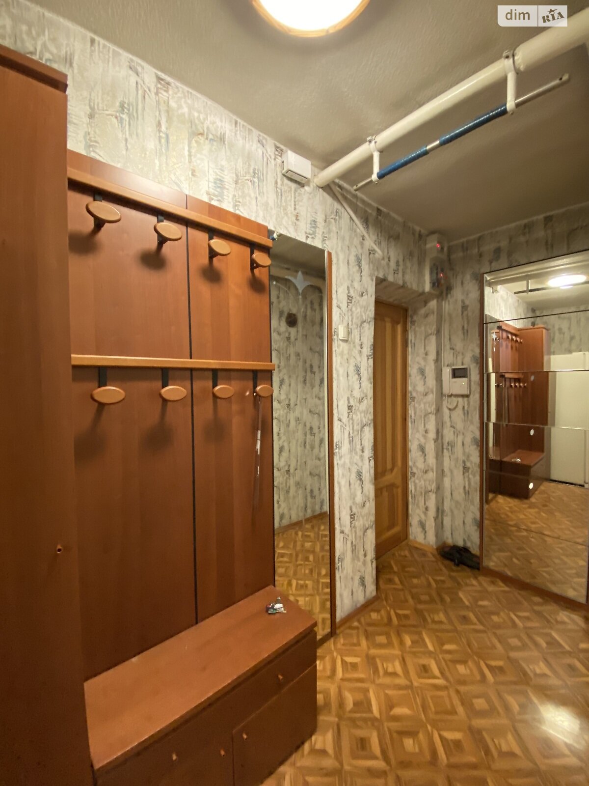 Продажа трехкомнатной квартиры в Днепре, на ул. Моссаковского Владимира 3, район Нагорный фото 1 Продажа трехкомнатной квартиры в Днепре, на ул. Моссаковского Владимира 3, район Нагорный фото 1