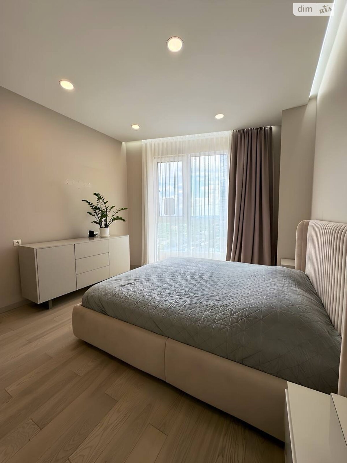 Продаж чотирикімнатної квартири в Дніпрі, на вул. Сімферопольська 2Н, район Нагорний фото 1 Продаж чотирикімнатної квартири в Дніпрі, на вул. Сімферопольська 2Н, район Нагорний фото 1