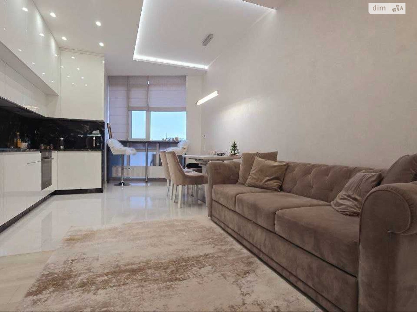 Продажа трехкомнатной квартиры в Днепре, на ул. Симферопольская 2Л, район Нагорный фото 1