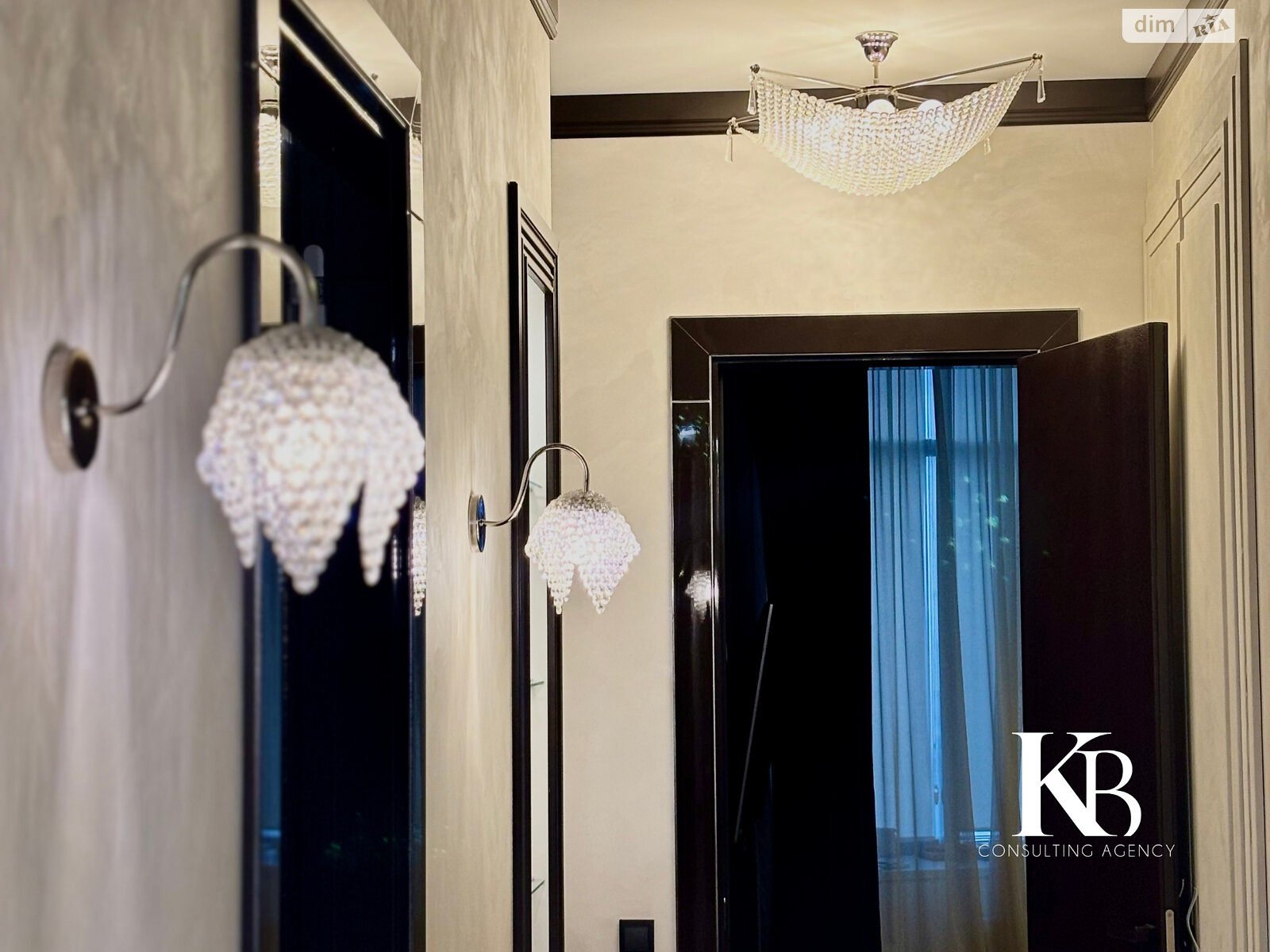 Продажа однокомнатной квартиры в Днепре, на просп. Яворницкого Дмитрия 3, район Нагорный фото 1