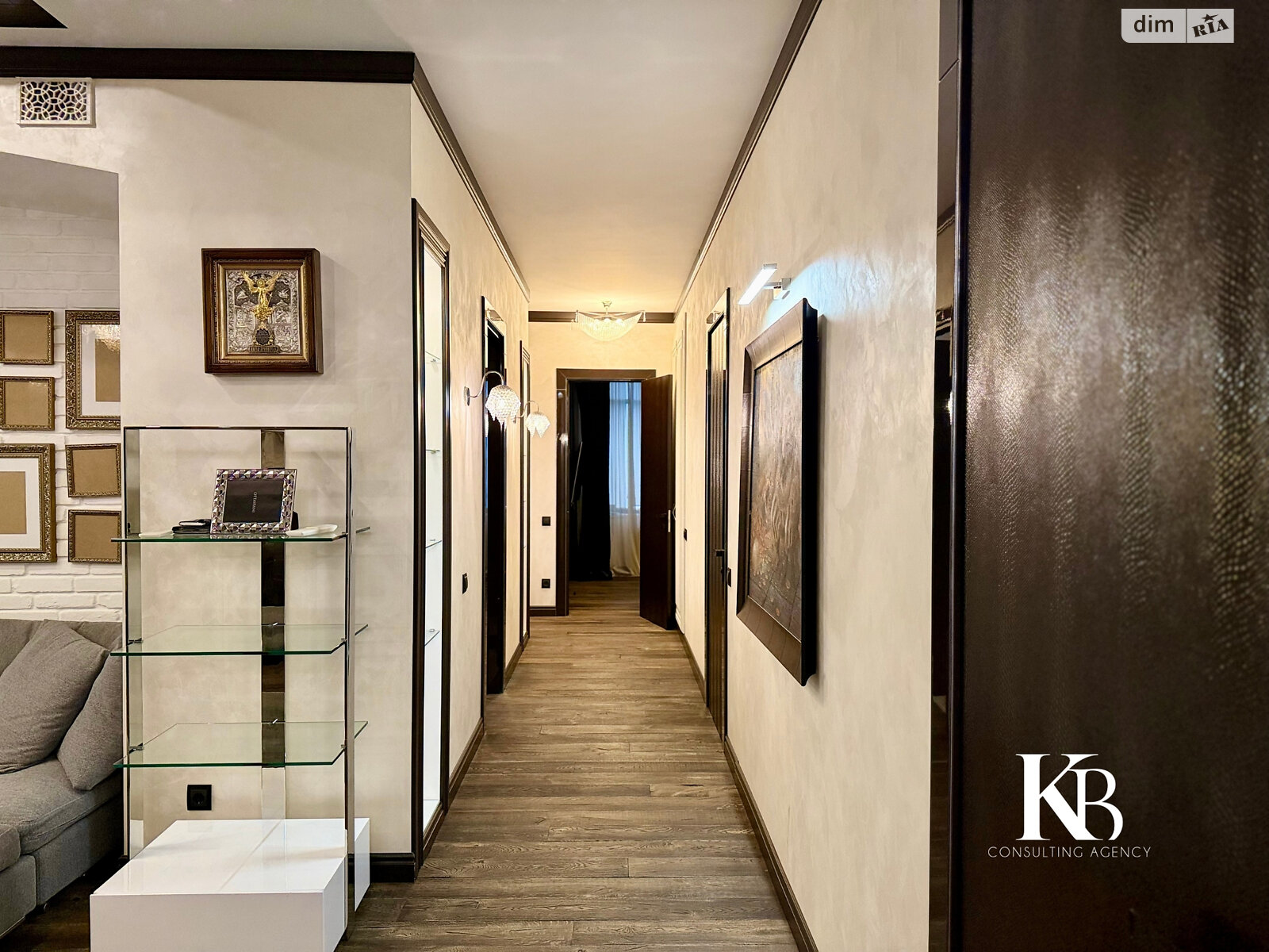 Продажа однокомнатной квартиры в Днепре, на просп. Яворницкого Дмитрия 3, район Нагорный фото 1