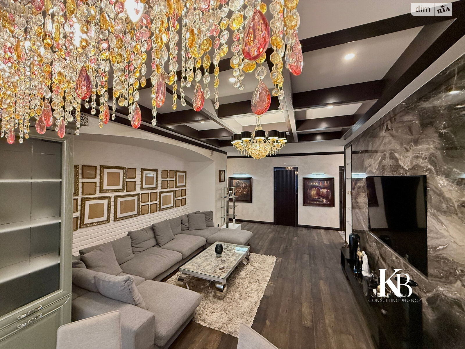 Продажа однокомнатной квартиры в Днепре, на просп. Яворницкого Дмитрия 3, район Нагорный фото 1