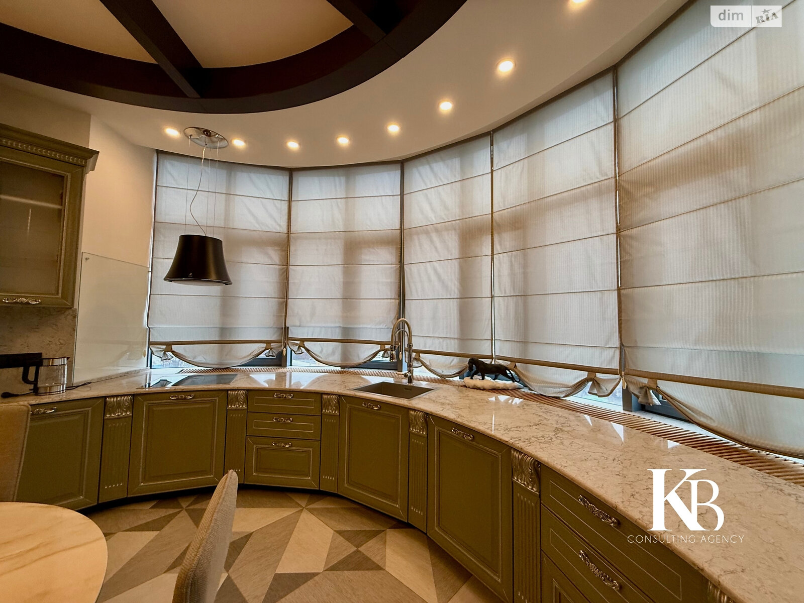 Продажа однокомнатной квартиры в Днепре, на просп. Яворницкого Дмитрия 3, район Нагорный фото 1