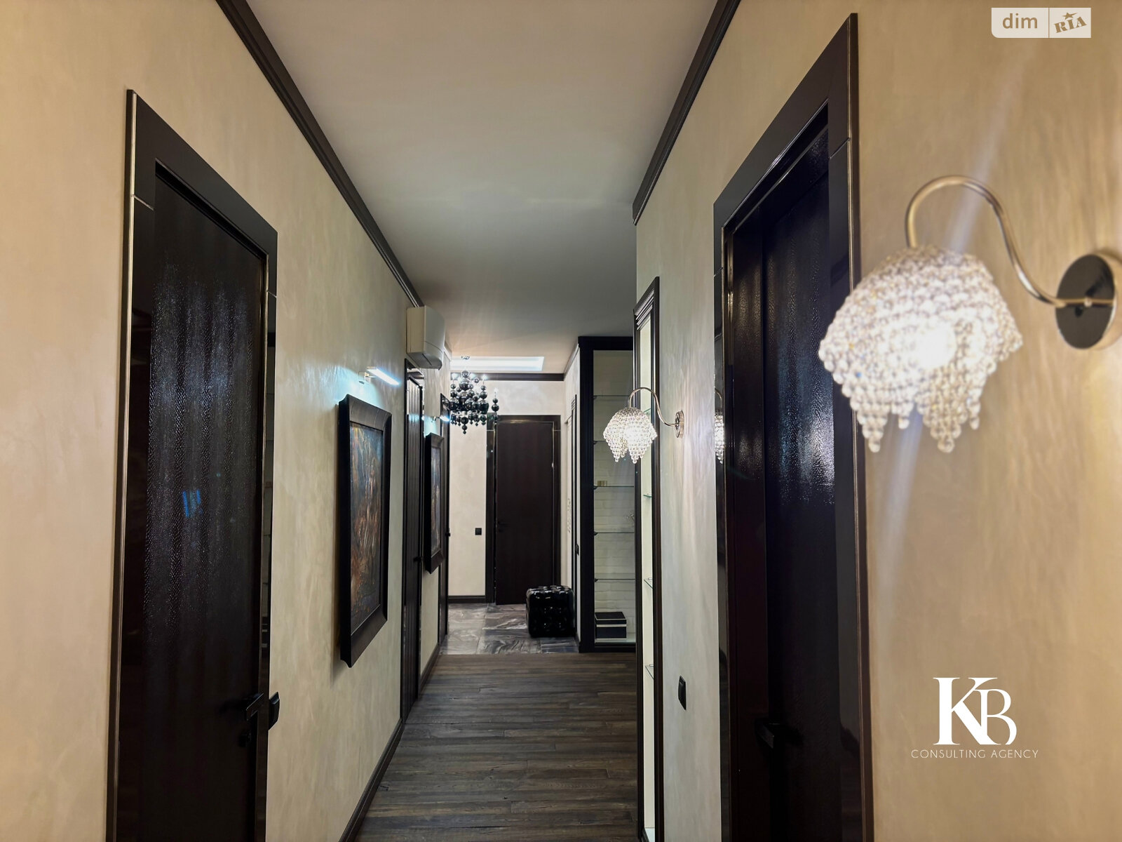 Продажа однокомнатной квартиры в Днепре, на просп. Яворницкого Дмитрия 3, район Нагорный фото 1