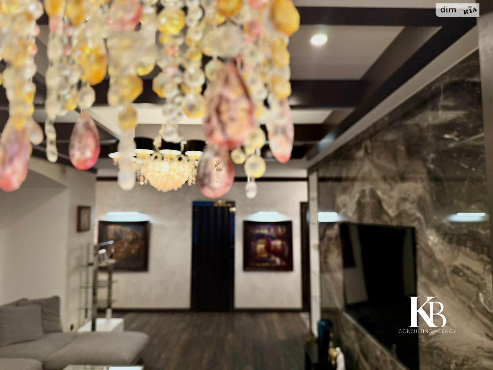 Продажа однокомнатной квартиры в Днепре, на просп. Яворницкого Дмитрия 3, район Нагорный фото 1