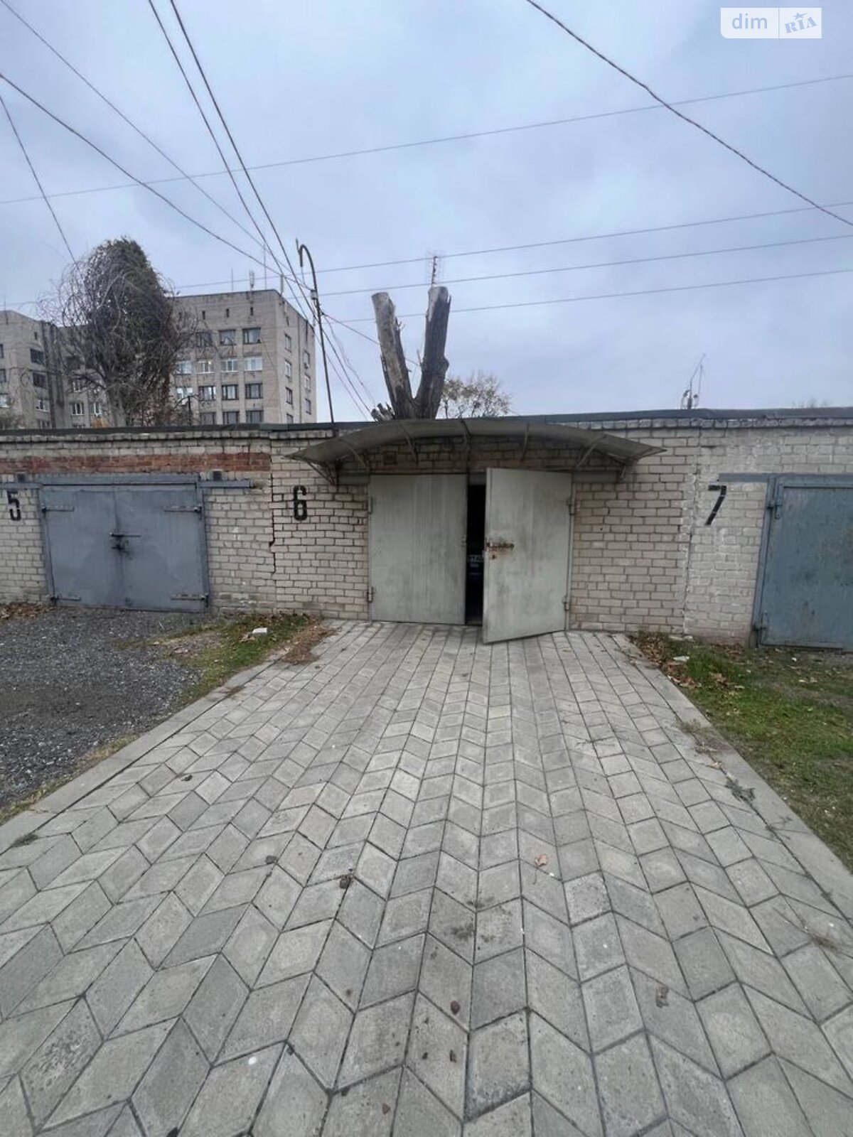 Продаж трикімнатної квартири в Дніпрі, на вул. Травнева 4, район Нове Клочко фото 1 Продаж трикімнатної квартири в Дніпрі, на вул. Травнева 4, район Нове Клочко фото 1