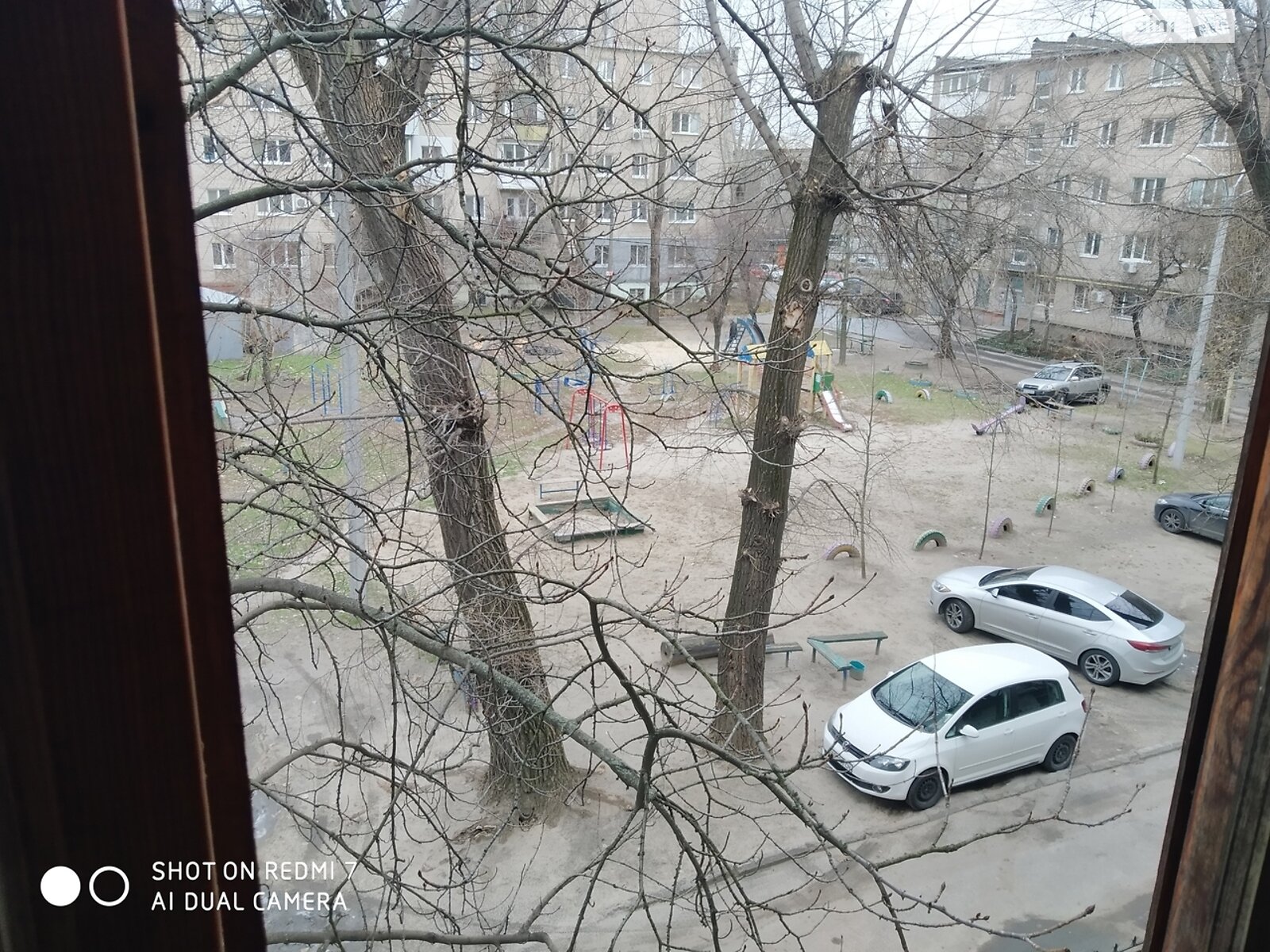 Продаж трикімнатної квартири в Дніпрі, на вул. Петра Яцика 6, район Нове Клочко фото 1 Продаж трикімнатної квартири в Дніпрі, на вул. Петра Яцика 6, район Нове Клочко фото 1