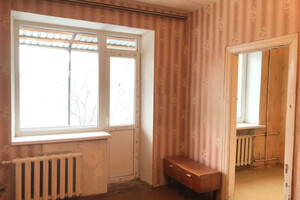 Продаж трикімнатної квартири в Дніпрі, на вул. Караваєва 17, район Новокодацький фото 2