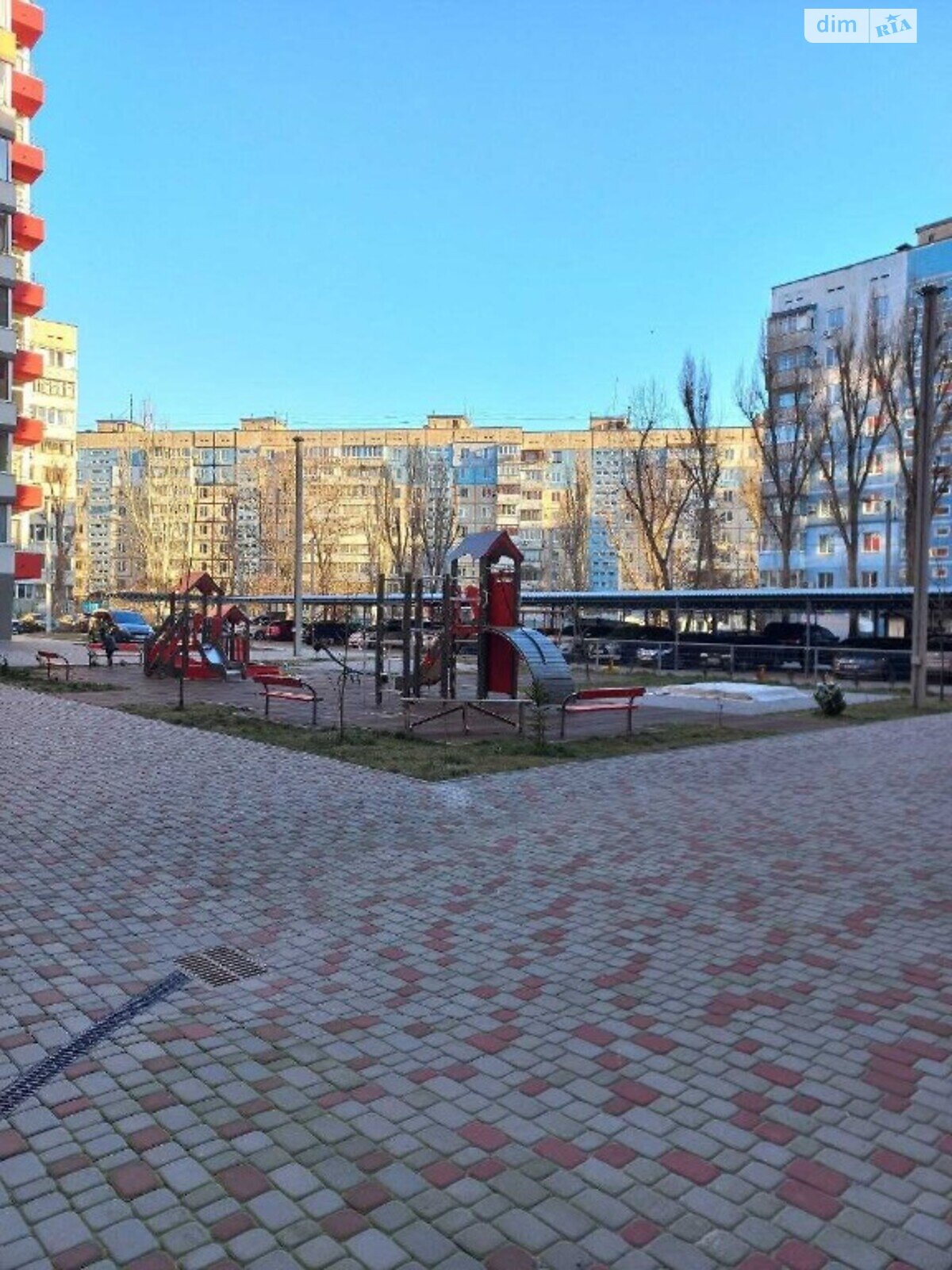 Продаж трикімнатної квартири в Дніпрі, на вул. Гідропаркова 13, район Новокодацький фото 1