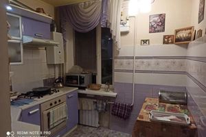 Продажа трехкомнатной квартиры в Днепре, на ул. Караваева 42 район Новокодакский фото 2