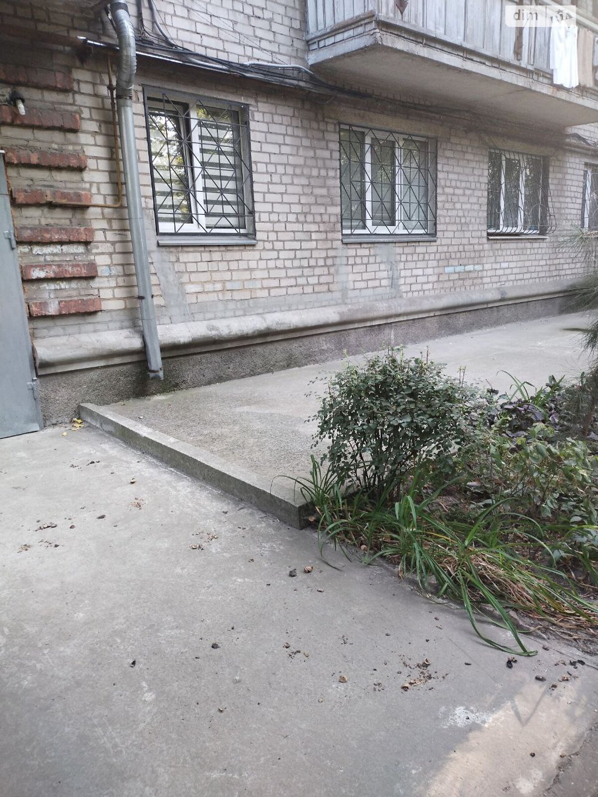 Продажа трехкомнатной квартиры в Днепре, на пл. Новокодацкая 9, район Новокодакский фото 1 Продажа трехкомнатной квартиры в Днепре, на пл. Новокодацкая 9, район Новокодакский фото 1
