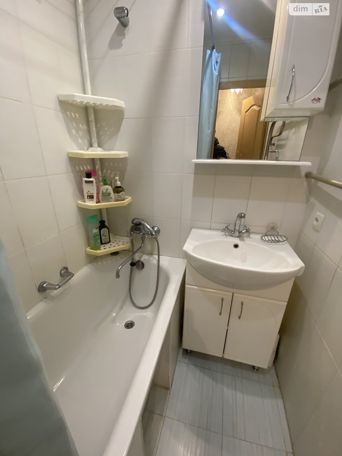 Продажа двухкомнатной квартиры в Днепре, на ул. Калиновая 61, район Амур-Нижнеднепровский фото 1 Продажа двухкомнатной квартиры в Днепре, на ул. Калиновая 61, район Амур-Нижнеднепровский фото 1