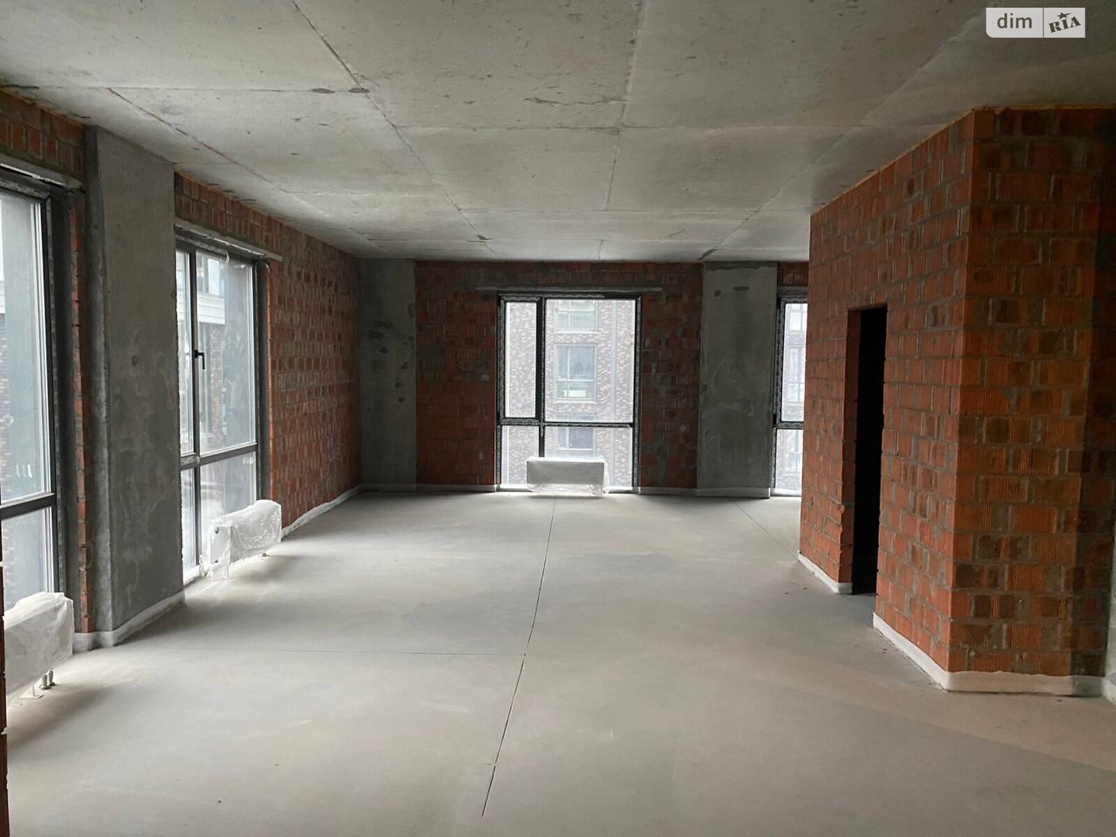 Продажа трехкомнатной квартиры в Днепре, на ул. Костомаровская 1А, фото 1 Продажа трехкомнатной квартиры в Днепре, на ул. Костомаровская 1А, фото 1