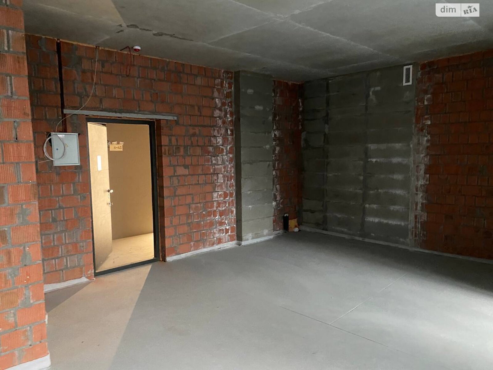 Продажа трехкомнатной квартиры в Днепре, на ул. Костомаровская 1А, фото 1 Продажа трехкомнатной квартиры в Днепре, на ул. Костомаровская 1А, фото 1