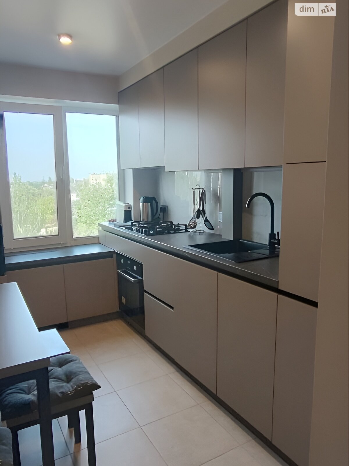 Продажа трехкомнатной квартиры в Днепре, на ул. Отрадная (Байкальска) 11, фото 1 Продажа трехкомнатной квартиры в Днепре, на ул. Отрадная (Байкальска) 11, фото 1
