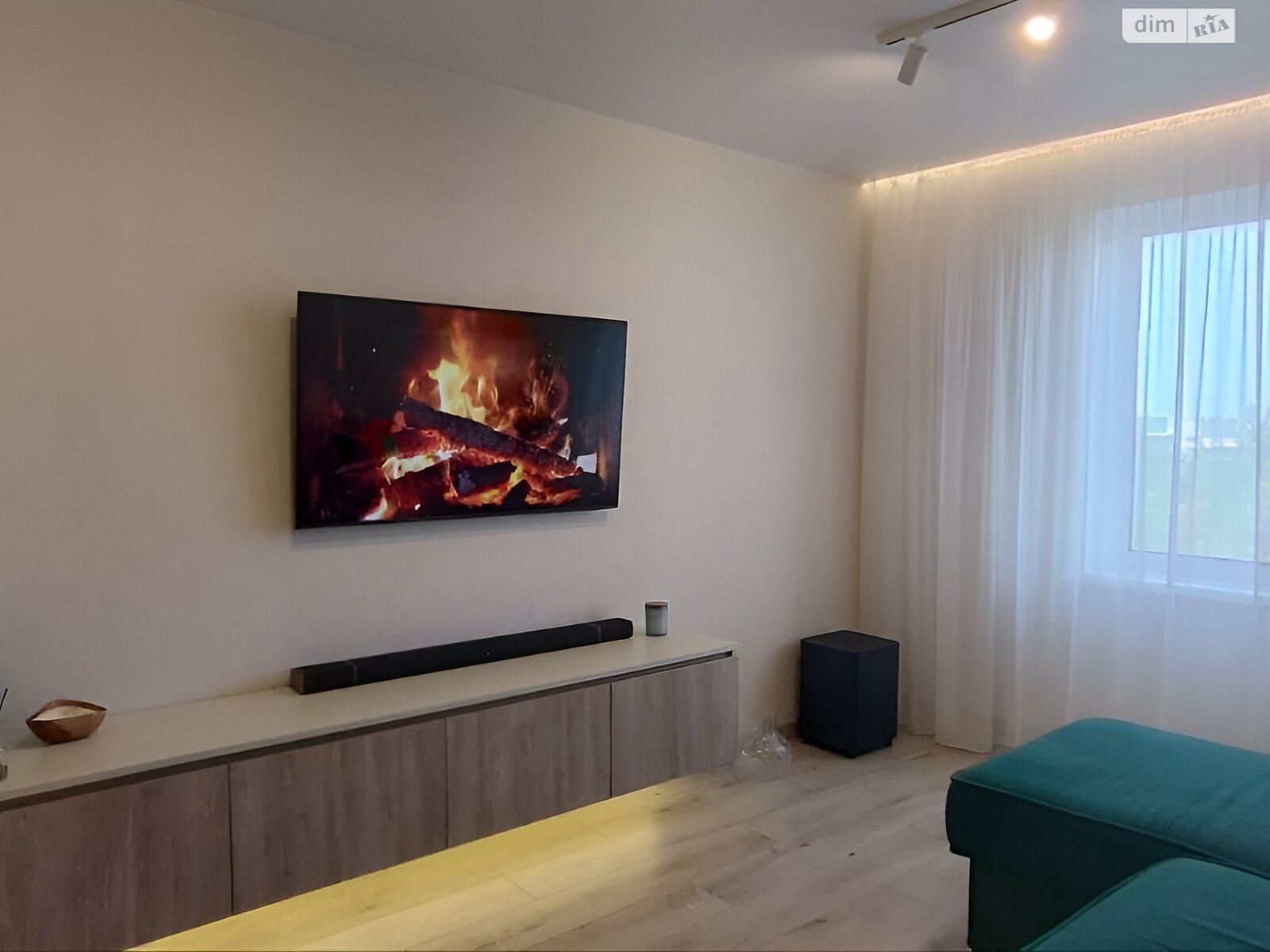 Продажа трехкомнатной квартиры в Днепре, на ул. Отрадная (Байкальска) 11, фото 1 Продажа трехкомнатной квартиры в Днепре, на ул. Отрадная (Байкальска) 11, фото 1