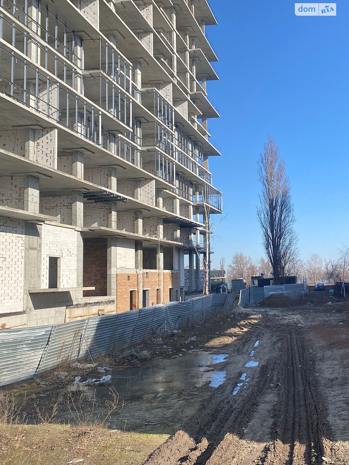 Продажа трехкомнатной квартиры в Днепре, на ул. Овражная 15, фото 1 Продажа трехкомнатной квартиры в Днепре, на ул. Овражная 15, фото 1